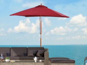 Outsunny Ampelschirm Sonnenschirm Balkon aus Tannenholz, 3-stufig einstellbar, Weinrot, 200x150x230cm für Garten & Terrasse | Aosom.de